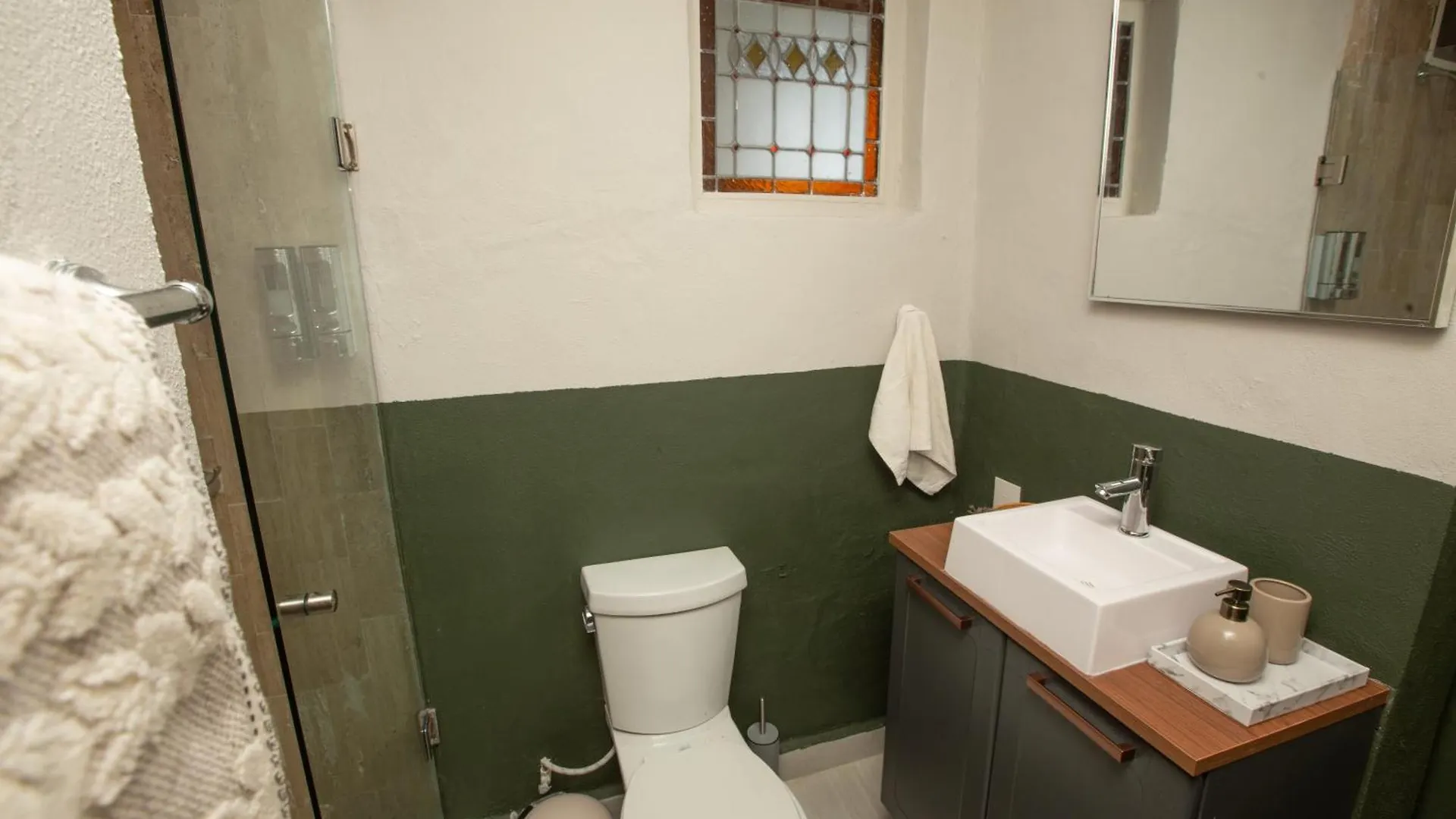Sereniacancun, Studio Z Hotelera Mexico